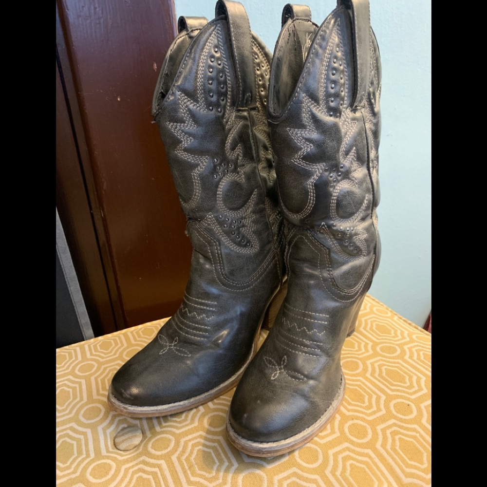Volatile Shoes Denver Cowboy Boots.